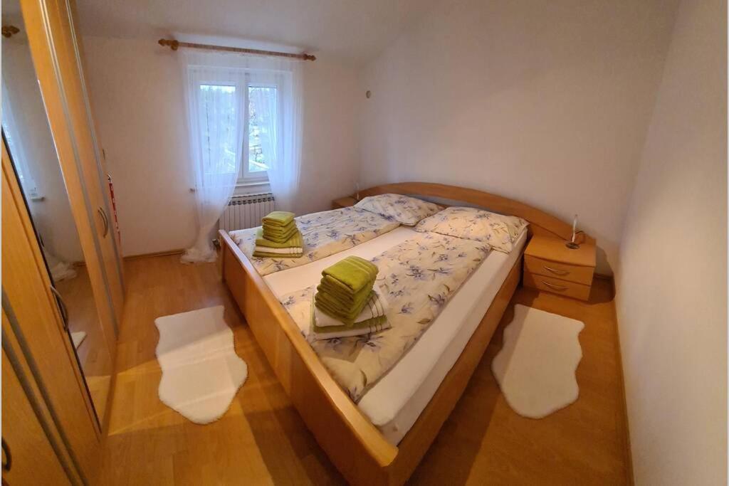 Mitros Apartment Малинска Екстериор снимка