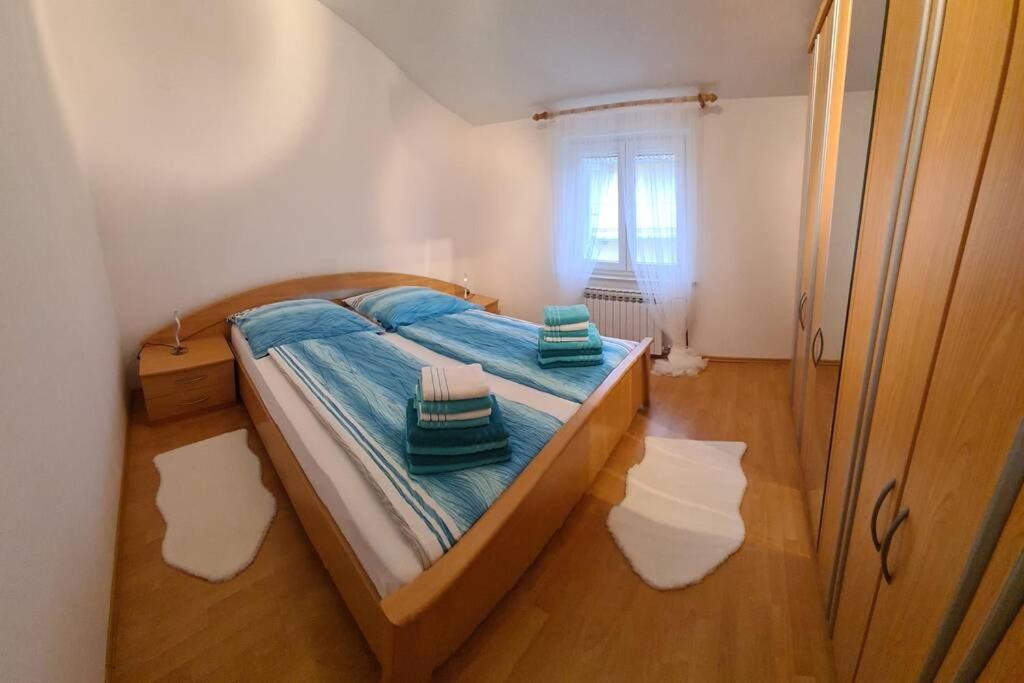 Mitros Apartment Малинска Екстериор снимка