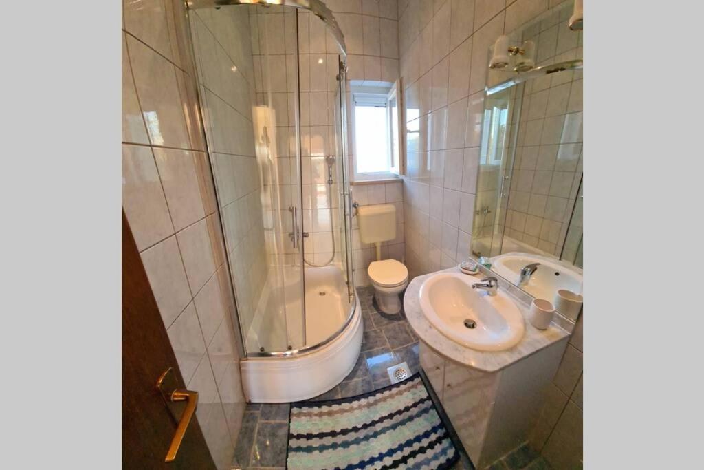 Mitros Apartment Малинска Екстериор снимка